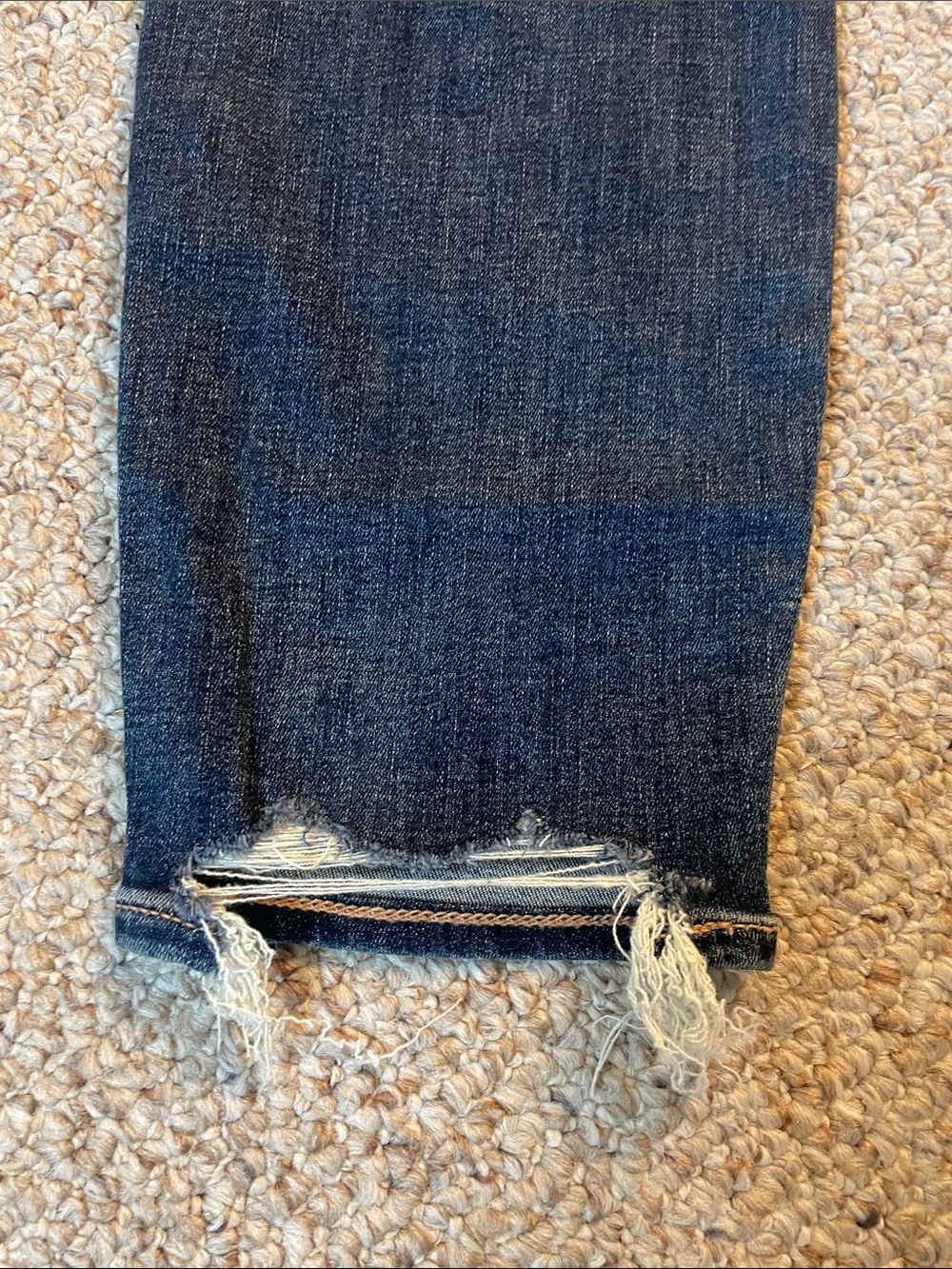 American Eagle Ripped High Rise Jegging - Picture 8 of 10